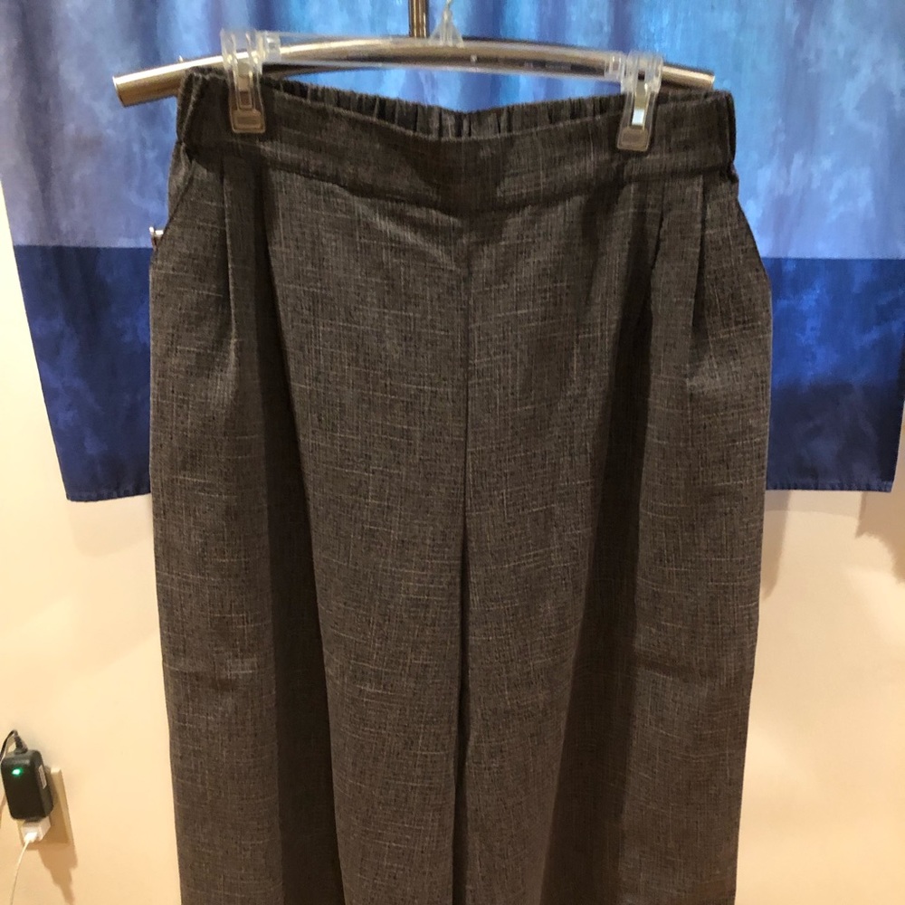 Achro pants size large